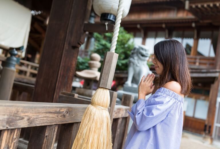 步入神秘日本：解開神社、神宮、寺廟的文化迷霧